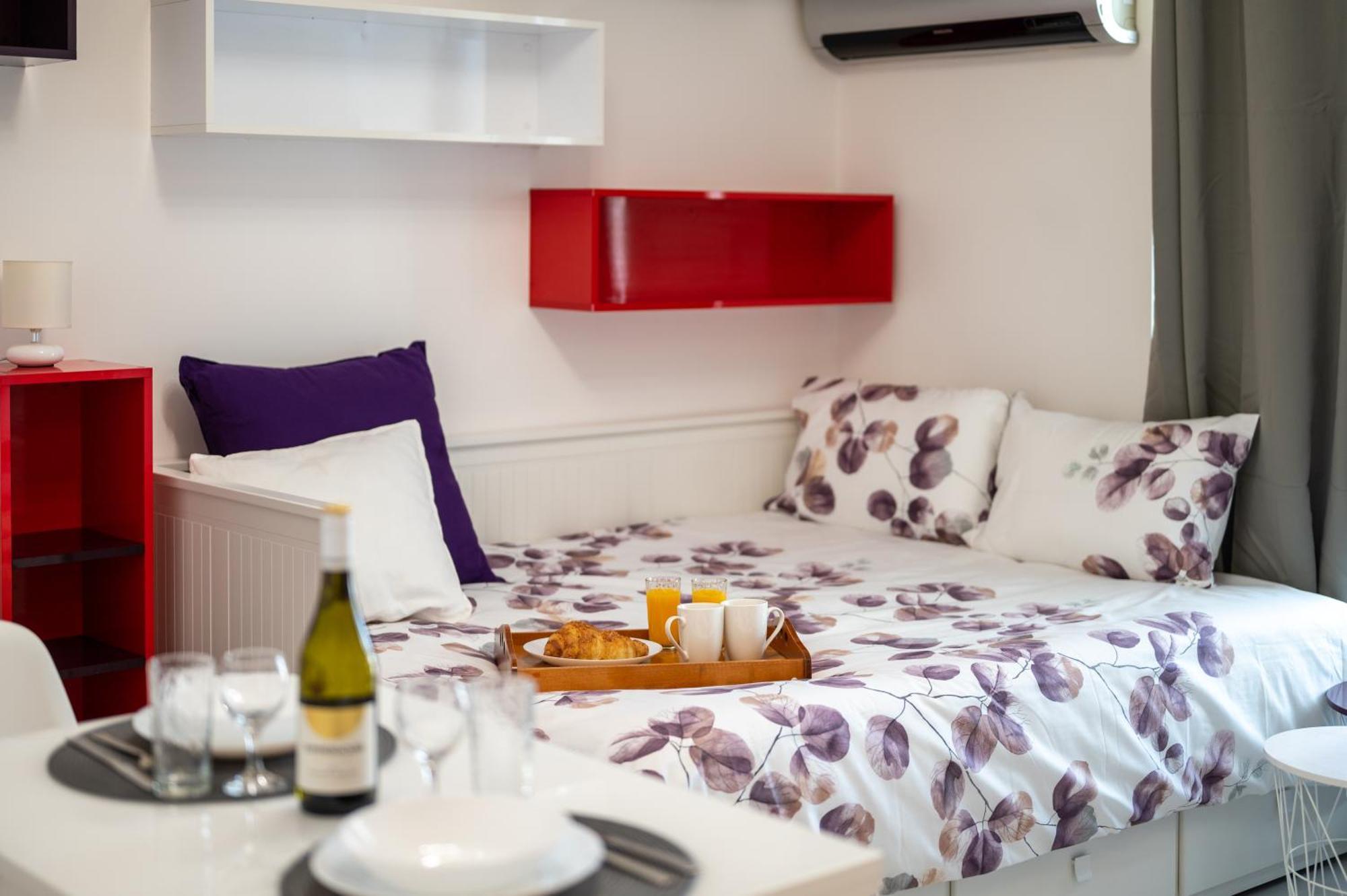 Colorful Studio With Balcony - Free Parking Apartamento Sófia Exterior foto